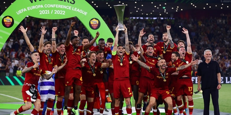 As Roma là đội bóng đầu tiên vô địch giải UEFA Europa Conference League